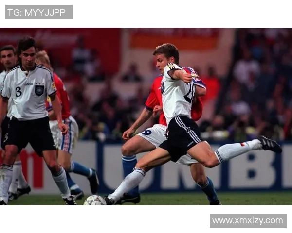 监狱足球明星的传奇故事与他们的奋斗历程揭秘